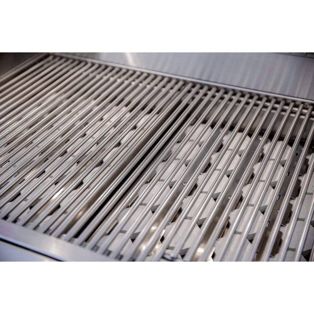 American Made Grills Estate Series 30&quot; Built-In Gas Grill - Culinary Hardware