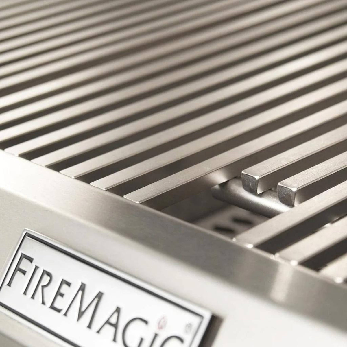 Fire Magic Choice 24&quot; Built-In Gas Grill with Analog Thermometer